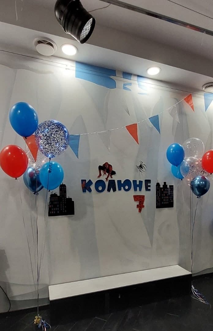 Фотозона-стена8