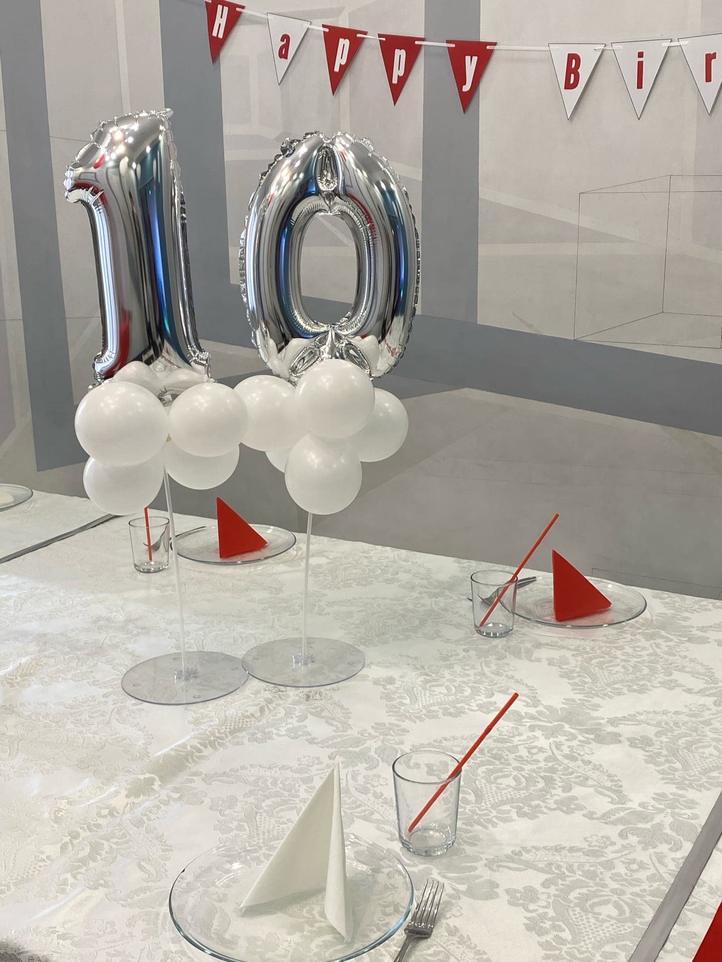 цифра на подушке